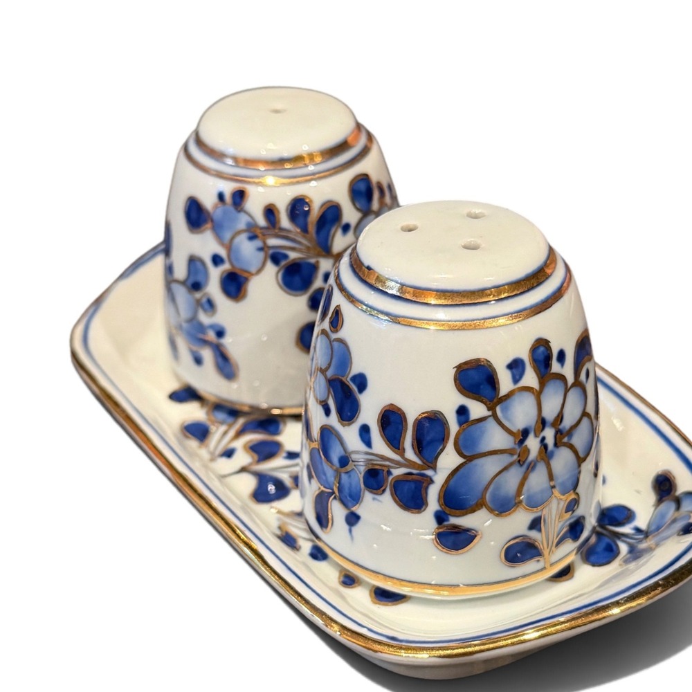 Narumi Milano Bone China Salt & Pepper Shakers w/ Tray - Japan Complete Set